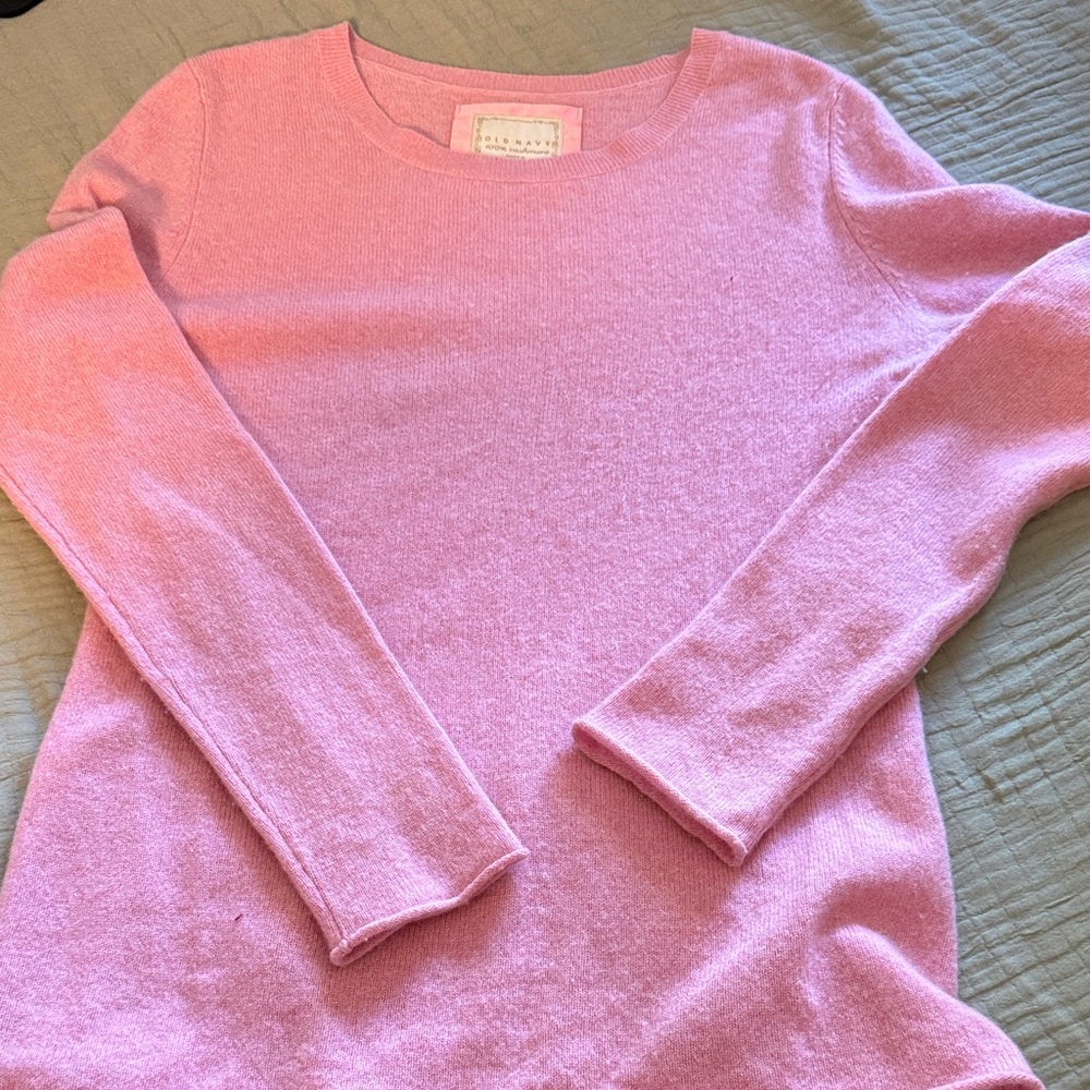Old Navy Pink Cashmere Sweater